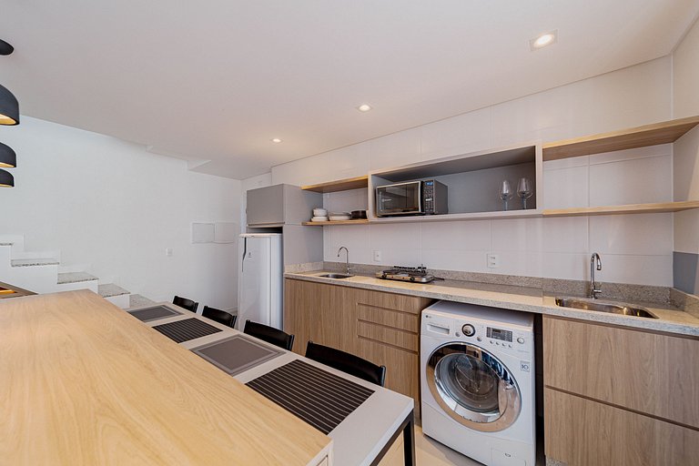 Duplex no coração do centro da cidade | HIG807