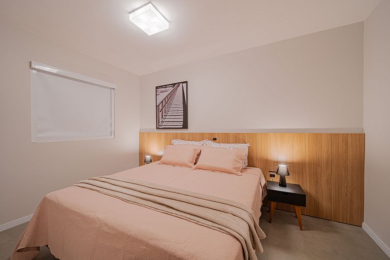 Apto sofisticado com elegancia e bem localizado