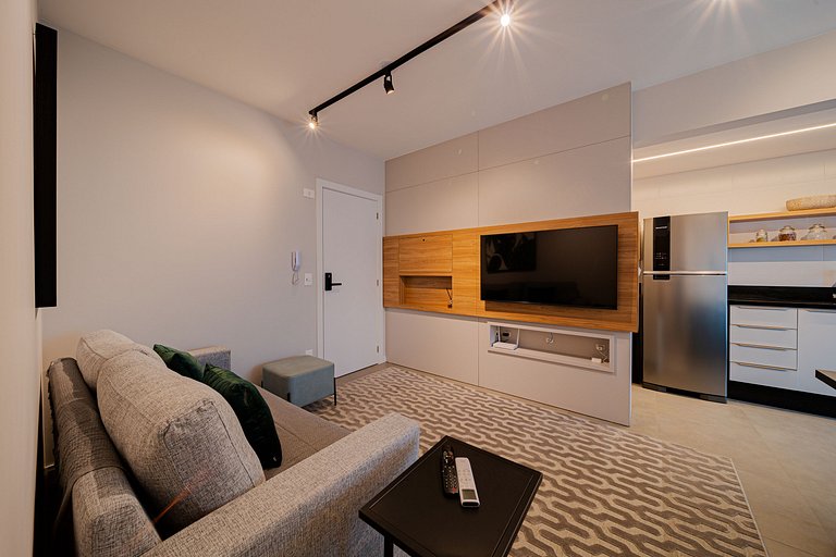 Apto sofisticado com elegancia e bem localizado