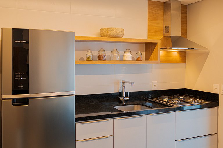 Apto sofisticado com elegancia e bem localizado