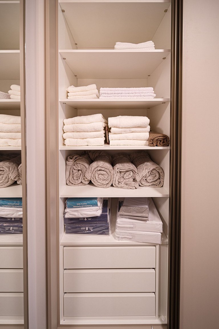 Estadia Elegante com Vaga e Wi-Fi Rápido MIN602