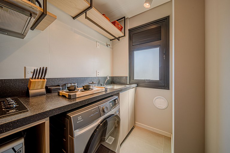 Studio Novo e completo em Joinville, aproveite [MI203]