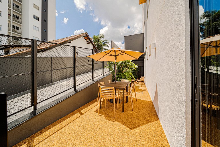 Studio Novo e completo em Joinville, aproveite [MI203]