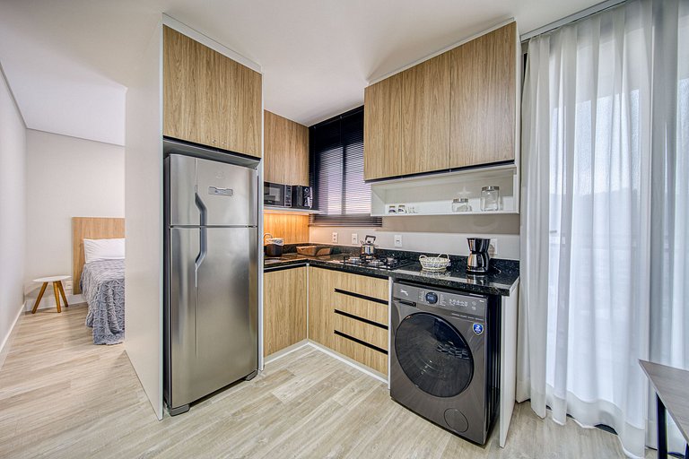 Luxo com Self Check-in em bairro nobre ELY803A