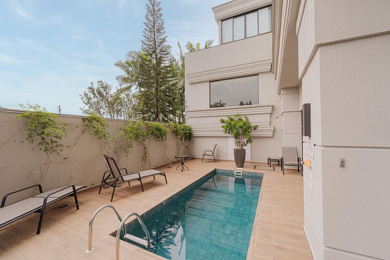 Luxo com Self Check-in em bairro nobre ELY803A