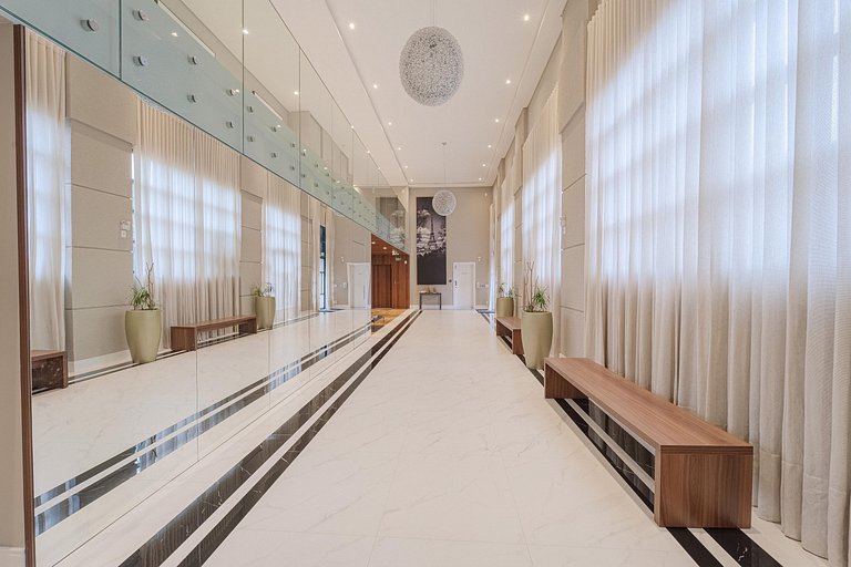 Luxo com Self Check-in em bairro nobre ELY803A