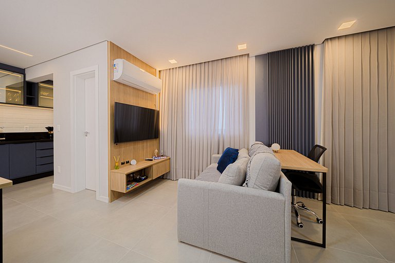 Apartamento novinho no Anita Garibaldi [MI803]