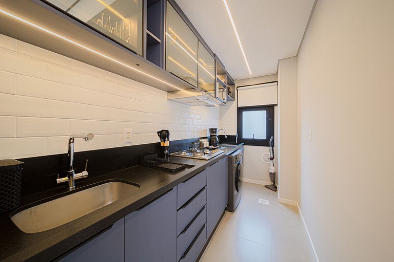 Moderno, completo e acolhedor em ótima localização