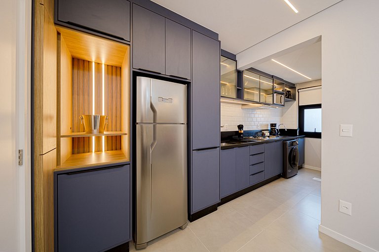 Moderno, completo e acolhedor em ótima localização