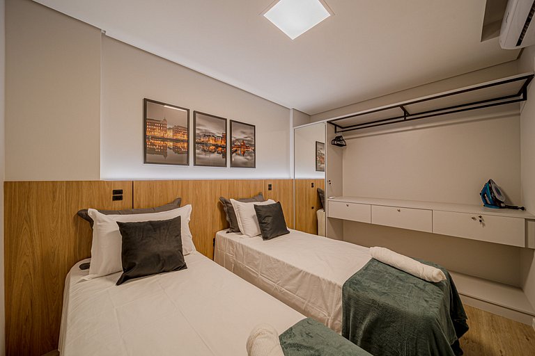 Cama queen ou 2 de solteiro, você escolhe MIN502