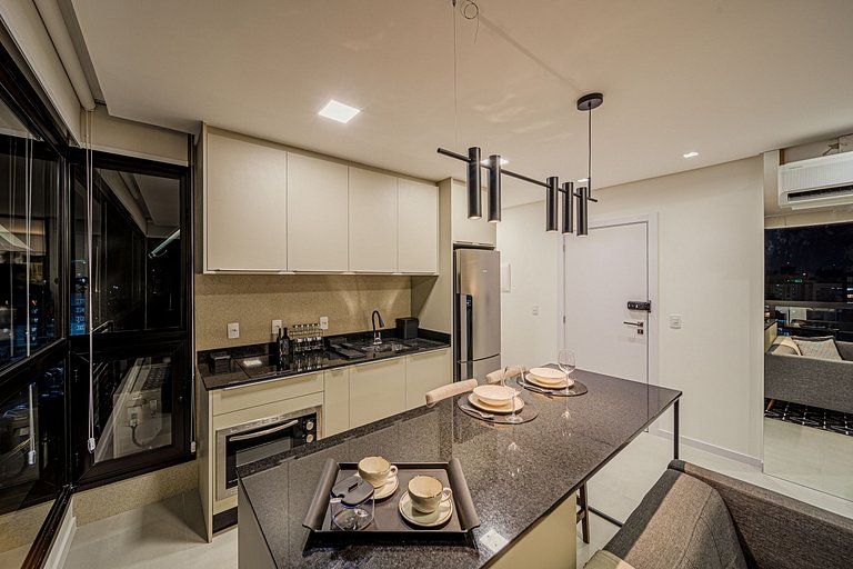 Luxo seguro e Moderno no Saguaçu STH605