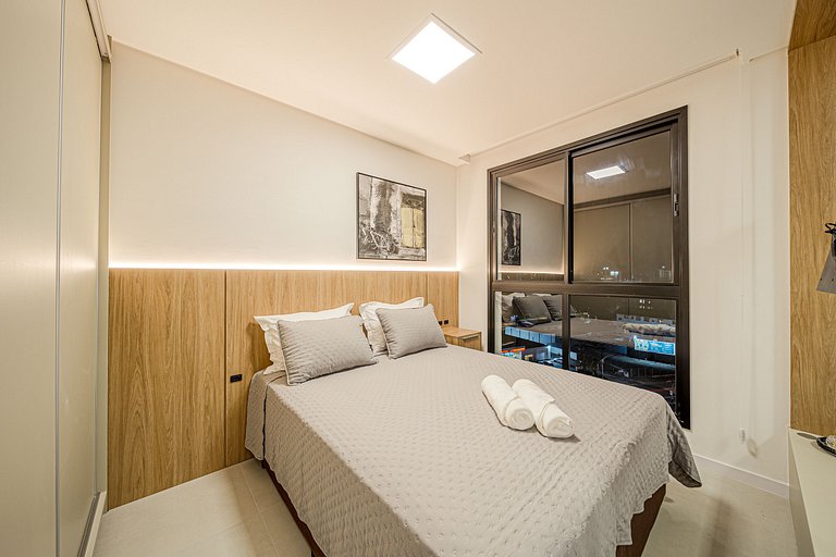 Moderno, luxuoso em estrurura incrível