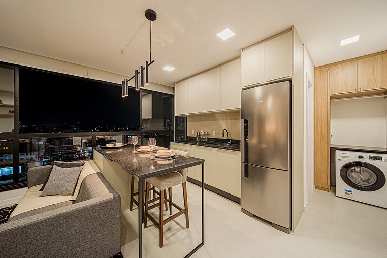 Luxo seguro e Moderno no Saguaçu STH605