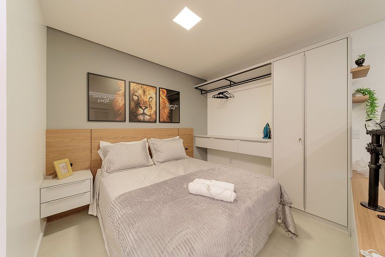 Charmoso, elegante e completo em edífico incrível