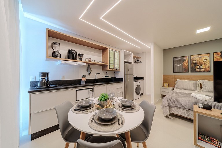 Charmoso, elegante e completo em edífico incrível