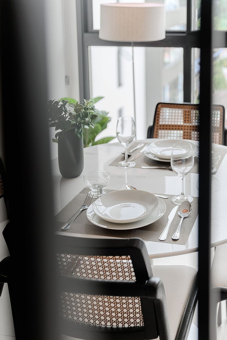 Experiência moderna e confortável STH709