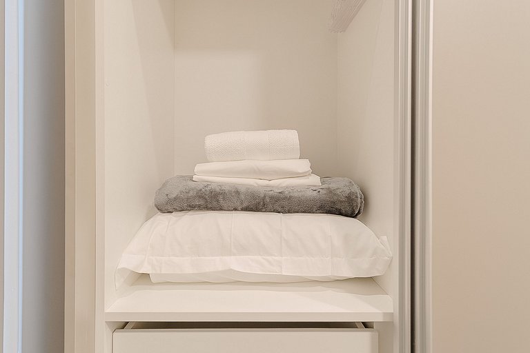 Prático, moderno, completo em edíficio incrível