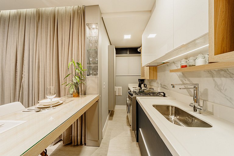 Estilo e Conforto com Acesso Fácil à BR ELY701B