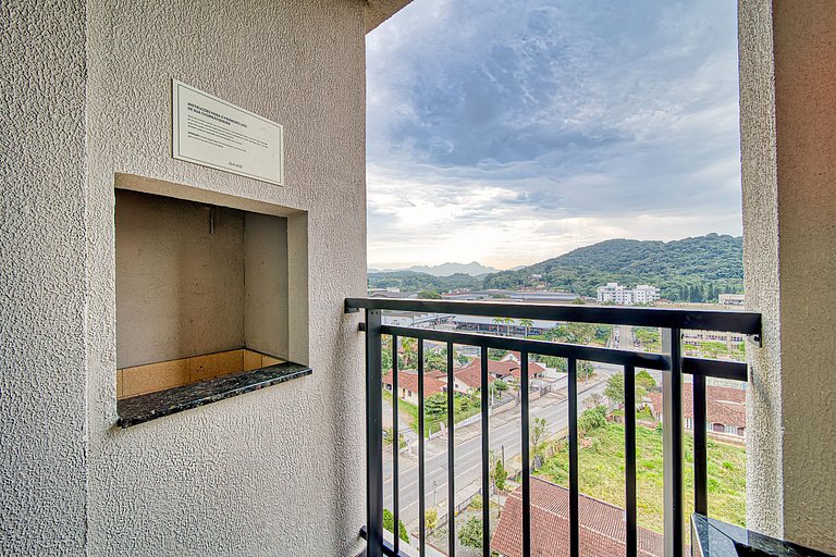 Estilo e Conforto com Acesso Fácil à BR ELY701B