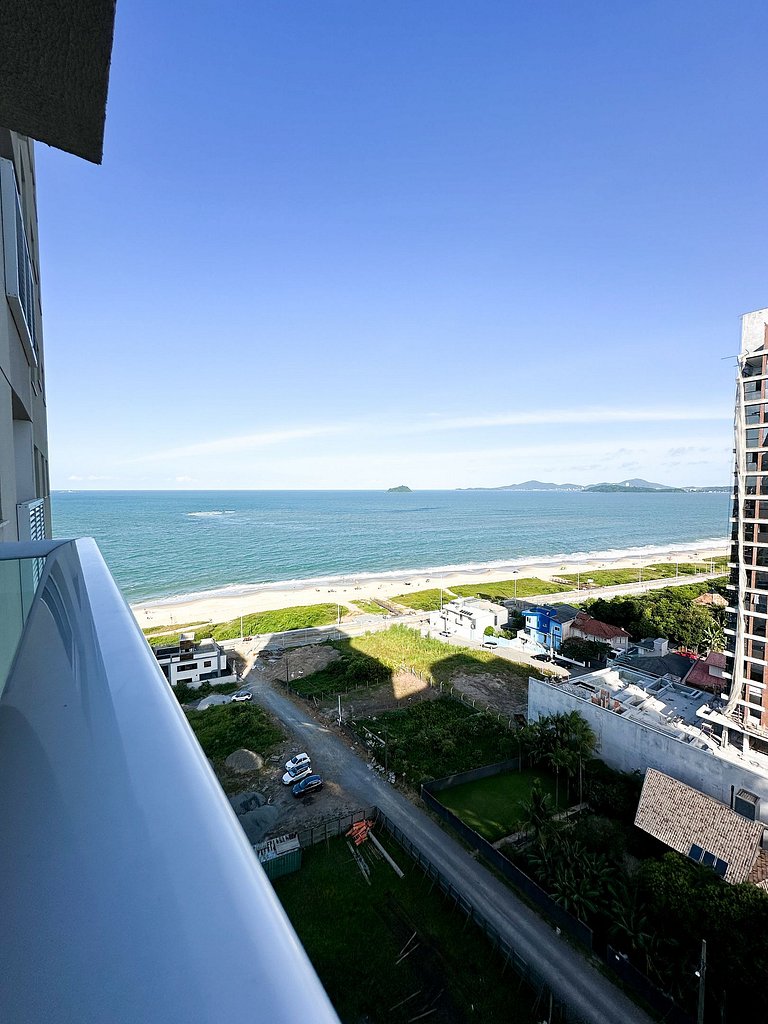 Apto luxo Summer Home Club | Frente mar + cinema