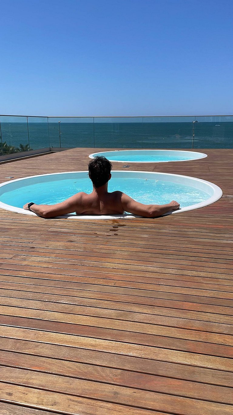 Apto luxo Summer Home Club | Frente mar + cinema