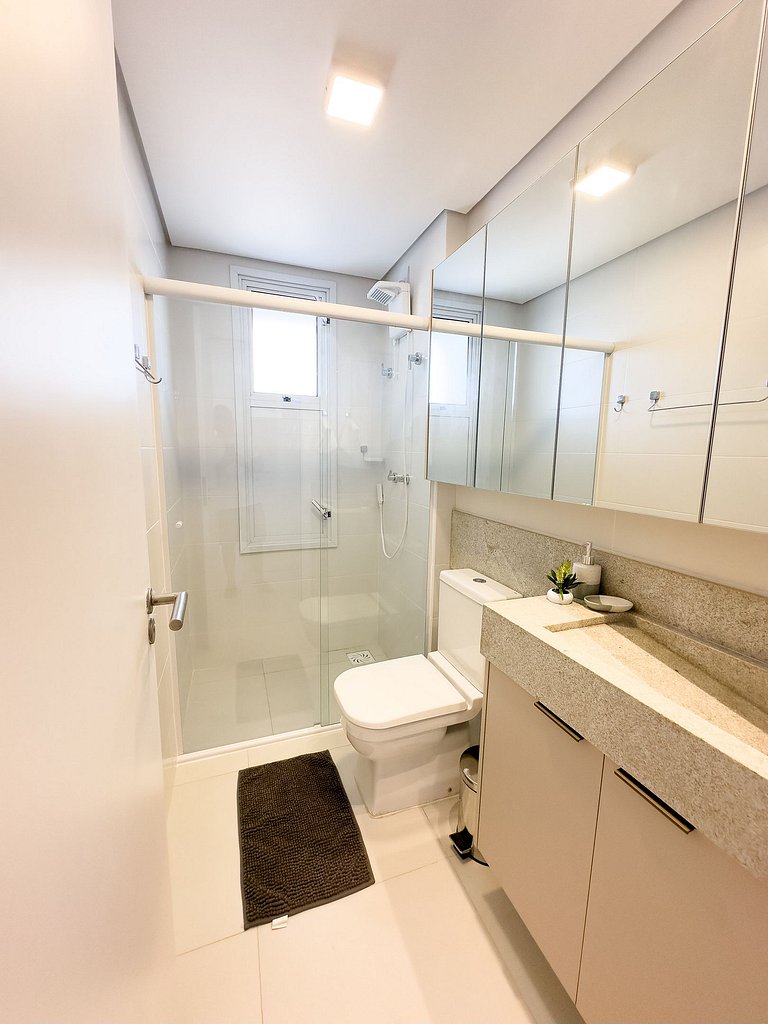 Apto luxo Summer Home Club | Frente mar + cinema