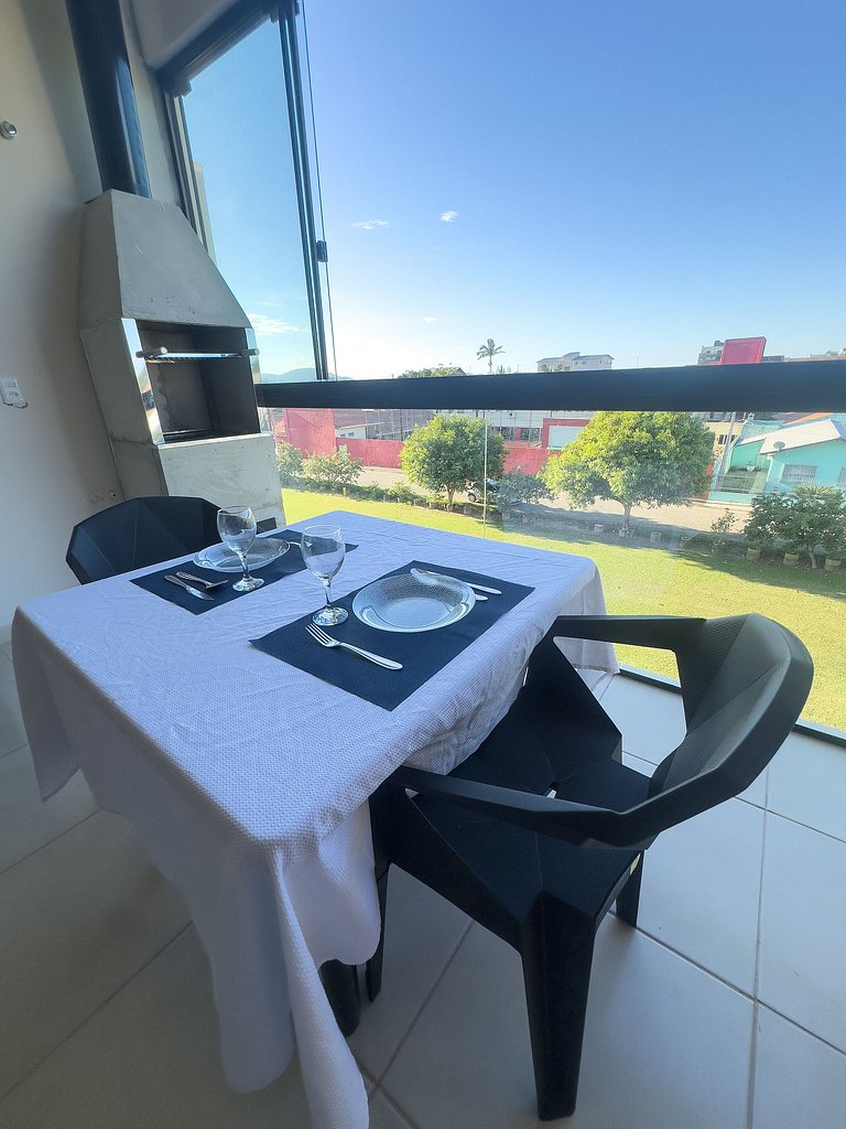 Espaço relaxante e confortável à Enseada VIL303