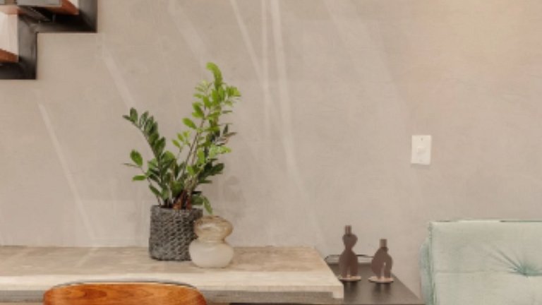 Moderno Confortável e Bem Localizado GLO04