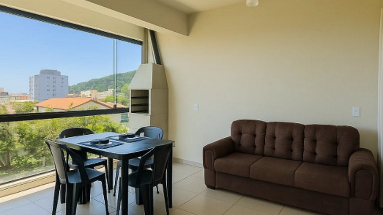 Conforto e praticidade na Enseada VIL304