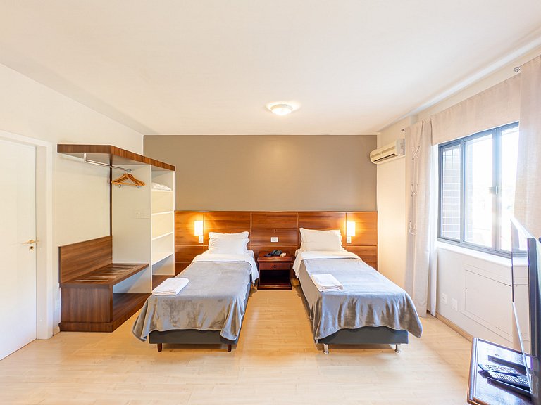 Flipchave | Triplo Room & Conforto - Prinz 202