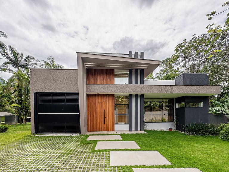Casa completa e exclusiva para descanso em Garuva