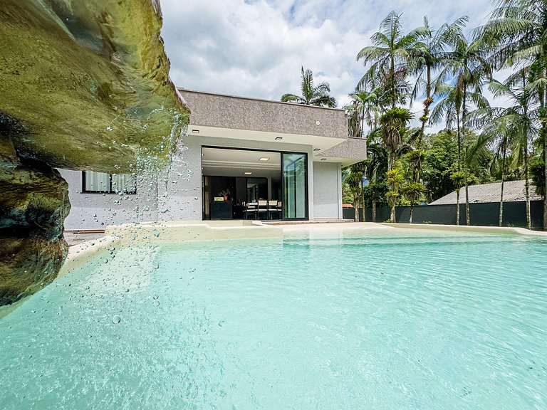 Casa completa e exclusiva para descanso em Garuva