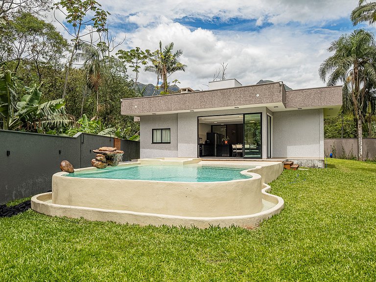 Casa completa e exclusiva para descanso em Garuva