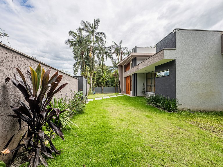 Casa completa e exclusiva para descanso em Garuva