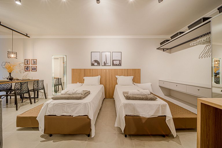 Alto padrão e design moderno em edifício completo