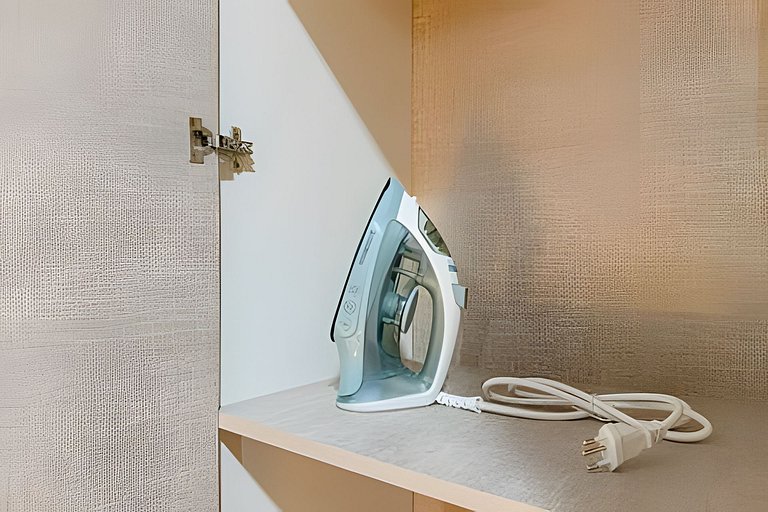 Flipchave | Skyline Work com duas Suites - GEM04