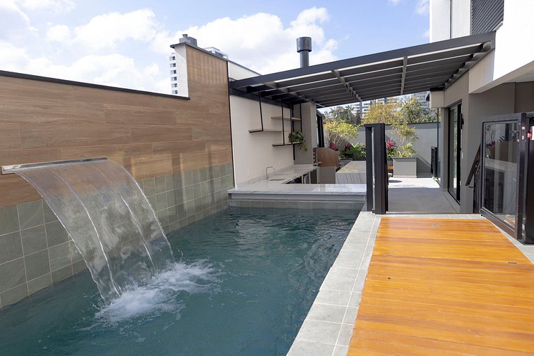 Moderno, luxuoso e exclusivo em ótima localização