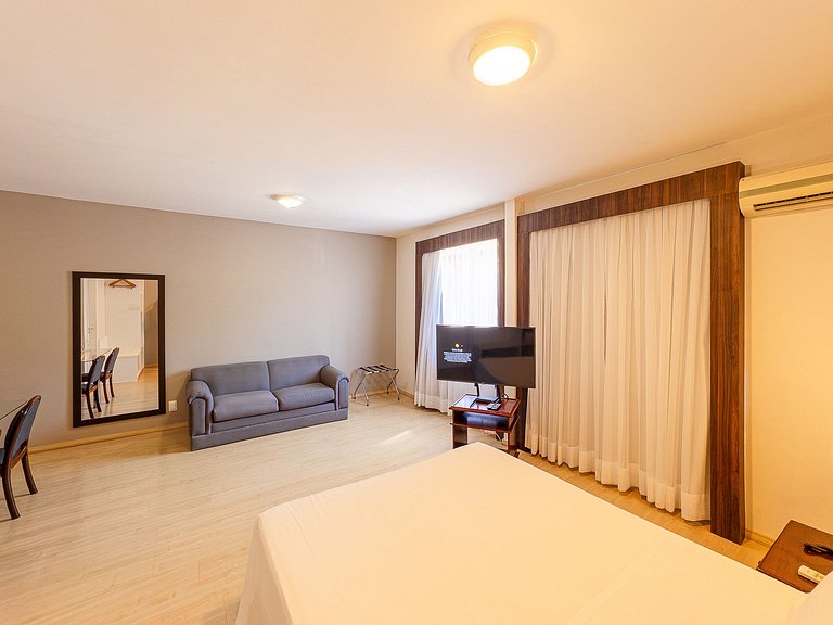 Quarto nobre e confortável no centro de Joinville
