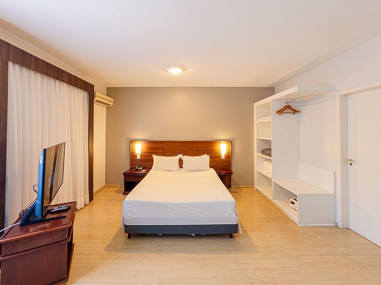 Quarto nobre e confortável no centro de Joinville