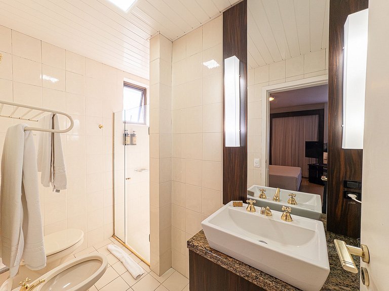 Quarto nobre e confortável no centro de Joinville
