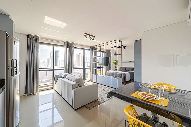 Smart Loft no centro; lazer completo e estilo