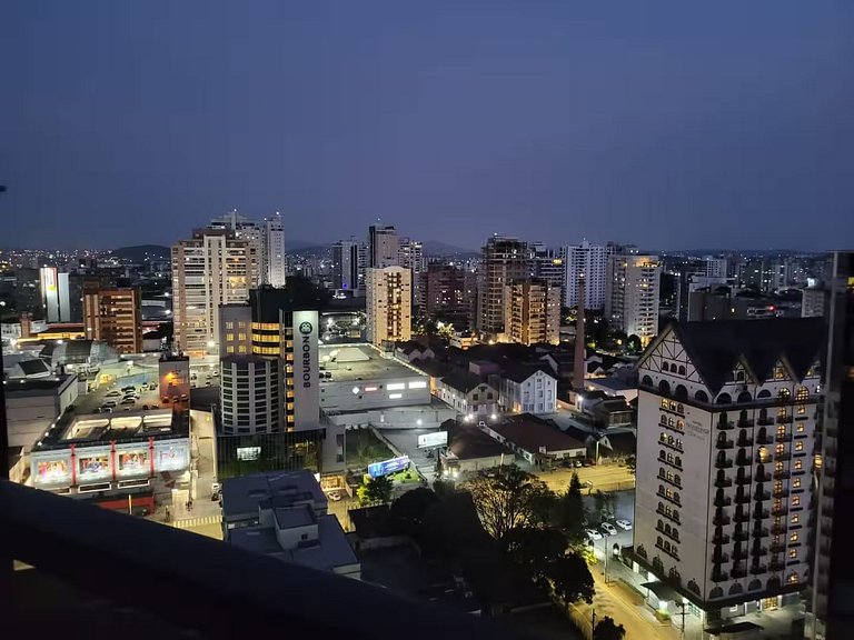 Smart Loft no centro; lazer completo e estilo