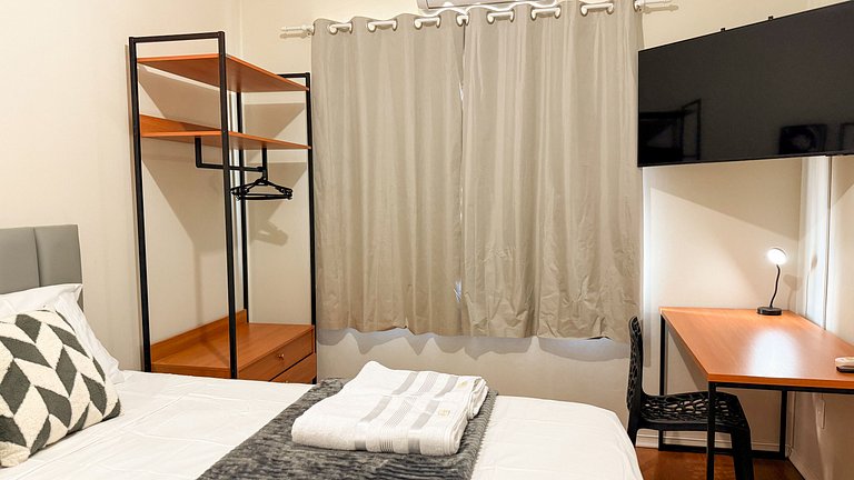 Suíte Amsterdam | Fechadura e banheiro exclusivo