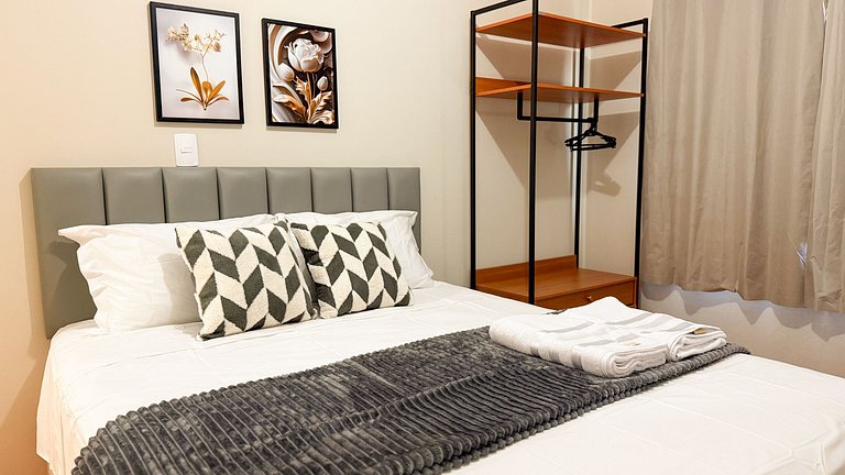 Suíte Amsterdam | Fechadura e banheiro exclusivo