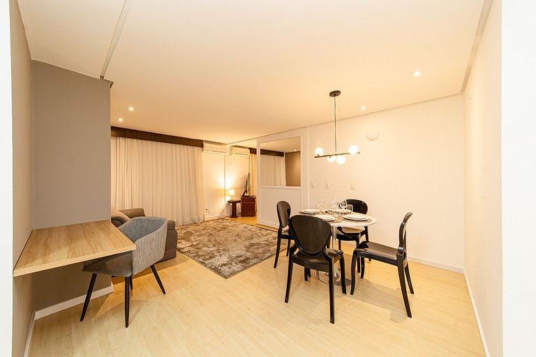 Quarto nobre em hotel no centro de Joinville