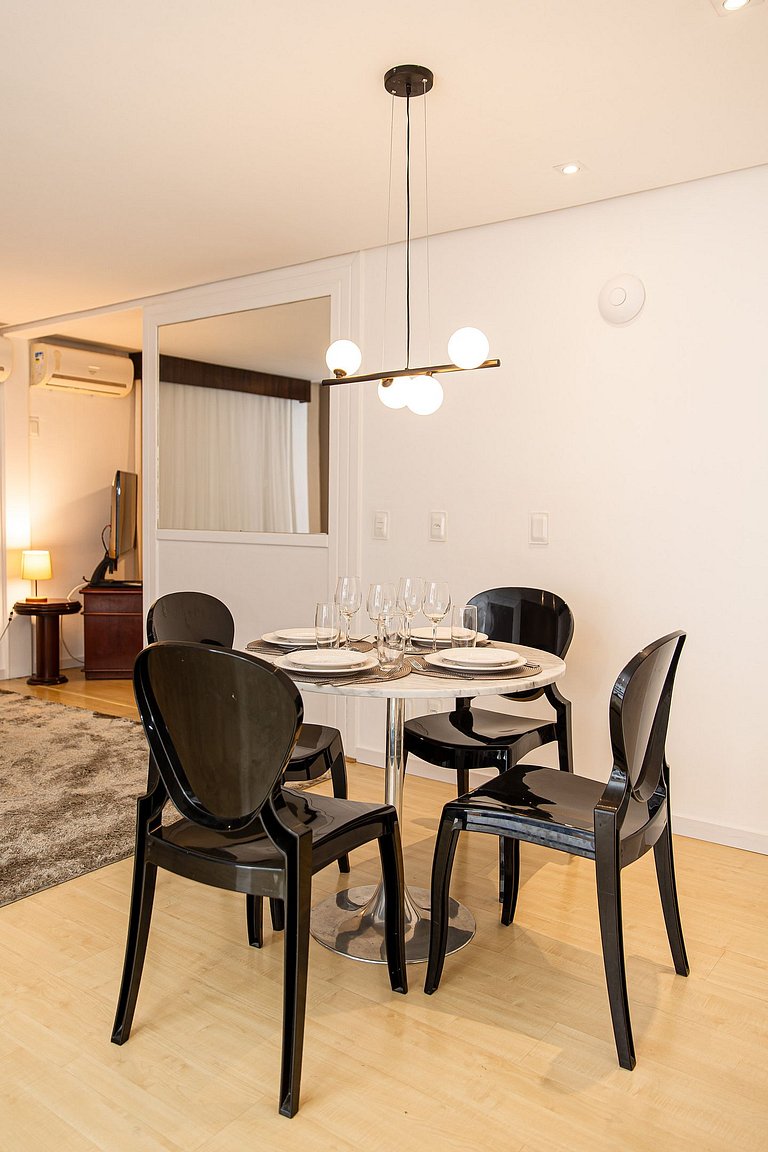 Quarto nobre em hotel no centro de Joinville