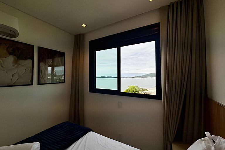 Apto Completo na Praia | 3 Quartos e Suíte