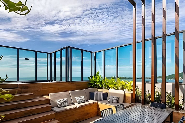 Apto Completo na Praia | 3 Quartos e Suíte