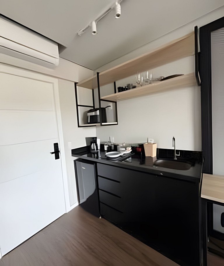 Studio Premium com Sacada e Churrasqueira