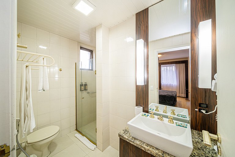 Elegante, confortável e moderno no centro PRZ 710